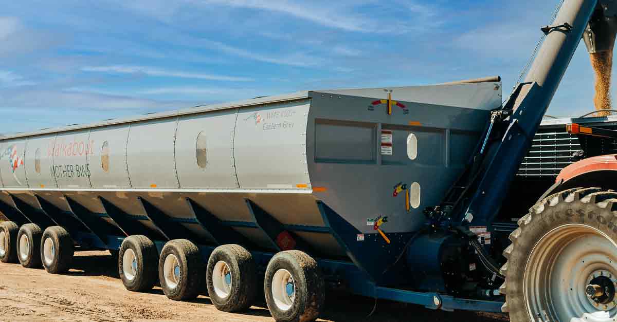 A Walkabout Mother Bin can increase a farmer's grain operation