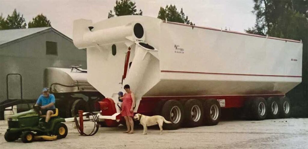 An early Hedt family mother bin.